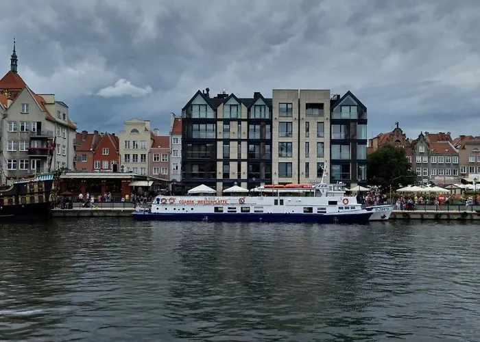 With An Amazing View Apartment *